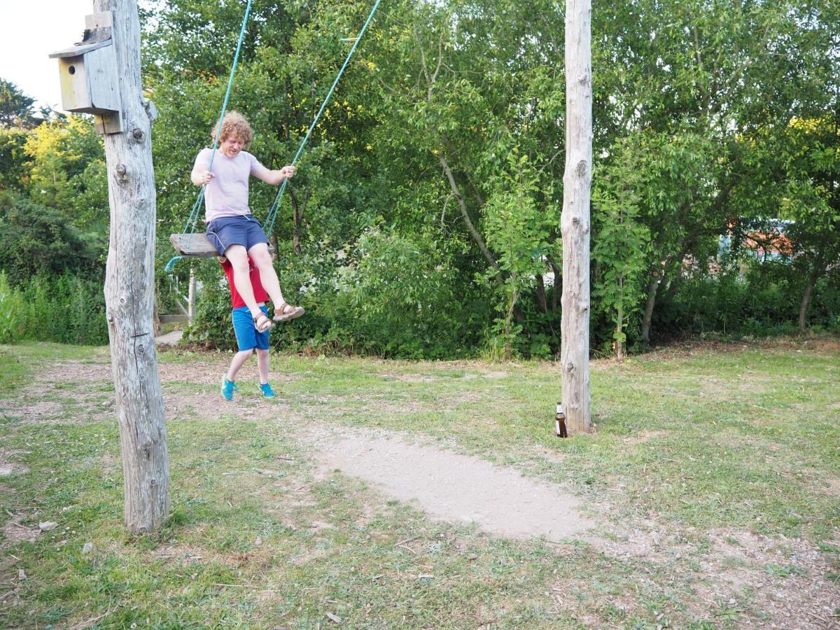 Inch Hideaway Eco Camping Whitegate  Екстериор снимка