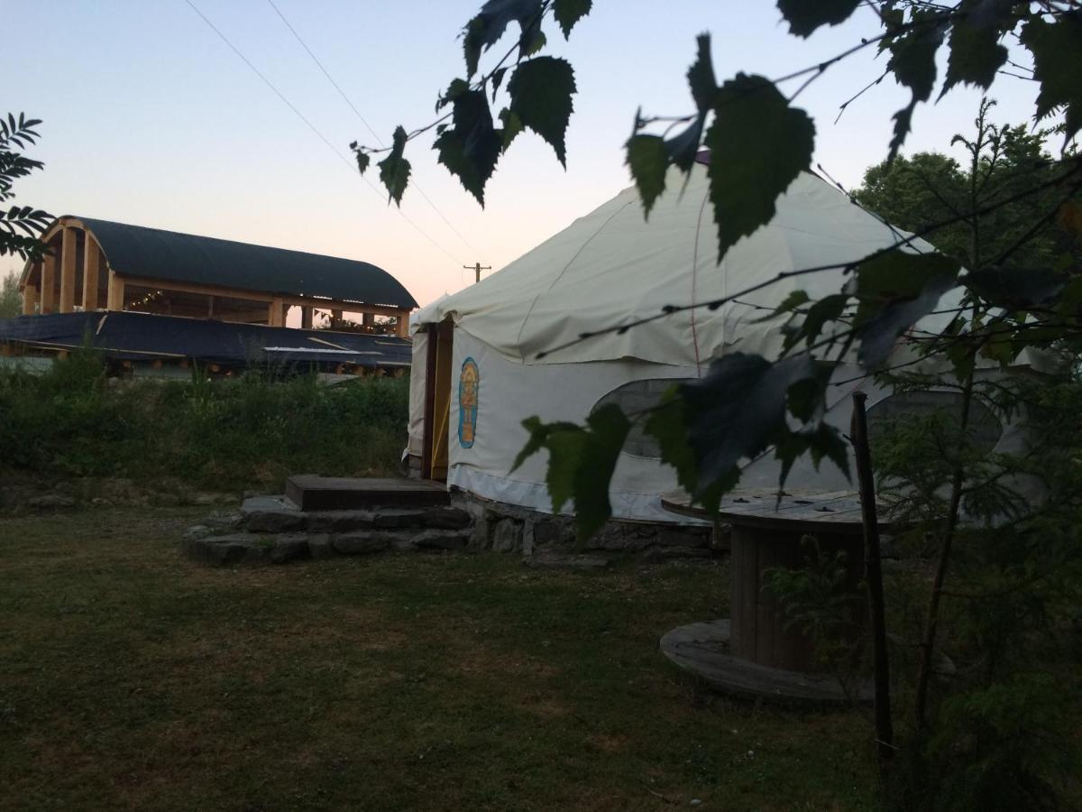 Inch Hideaway Eco Camping Whitegate  Екстериор снимка